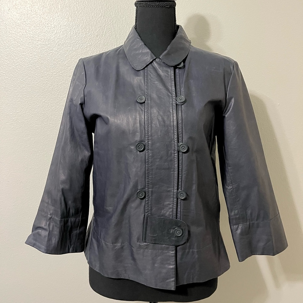Generra Navy leather jacket. Excellent pre-owned condition. Size L